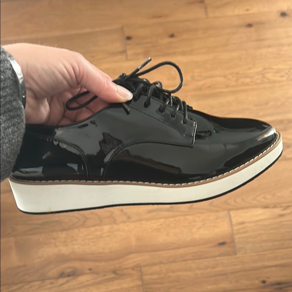 Women’s Black Oxford Shoes Size 9